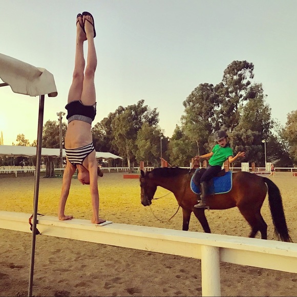 Get to know your Posher! - Picture 3 of 16